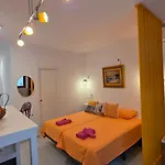 Picasso Huelin Malaga 250M From Beach