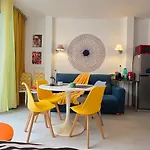 Picasso Huelin Malaga 250M From Beach