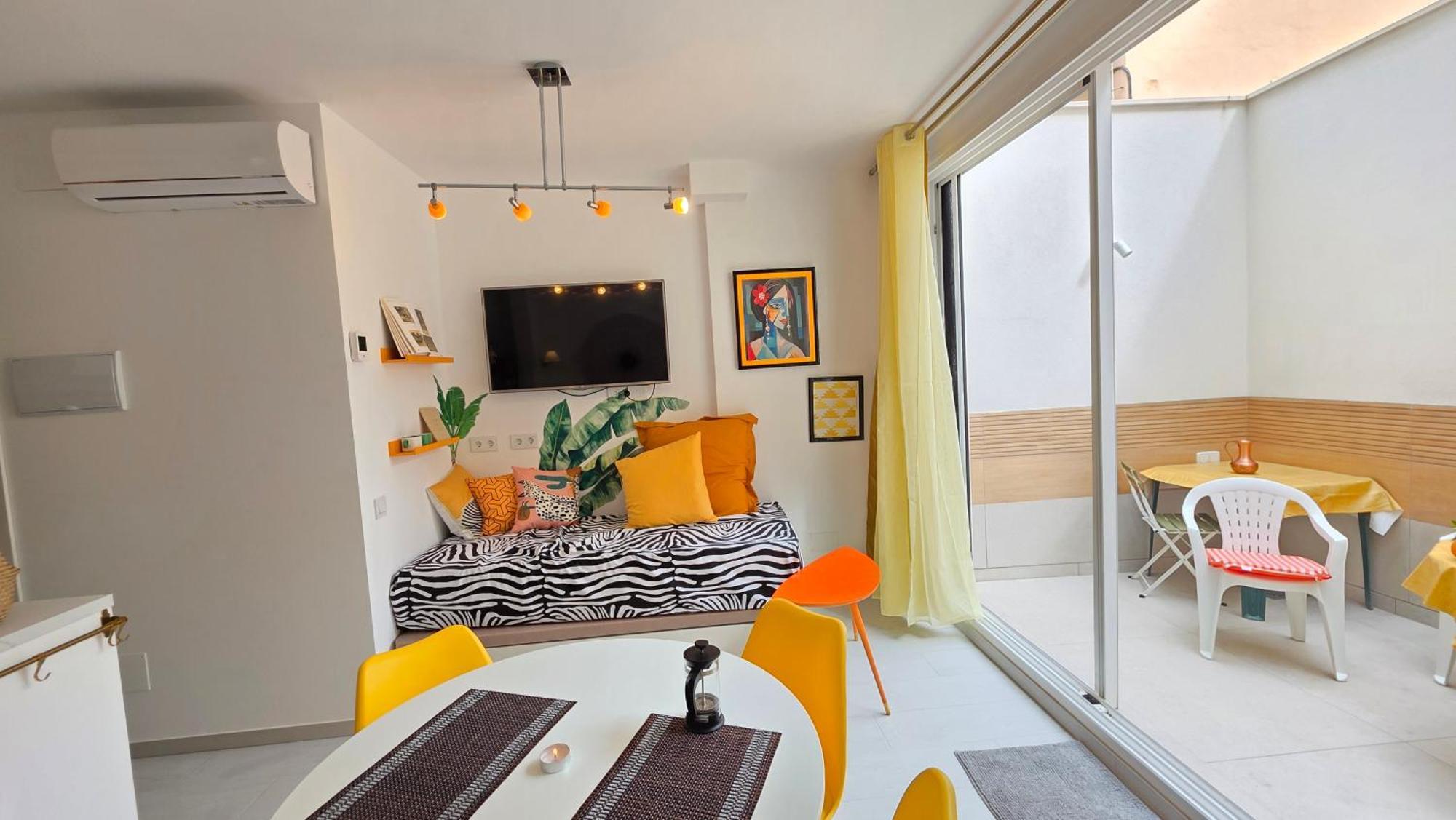Apartment Picasso Huelin 250m From